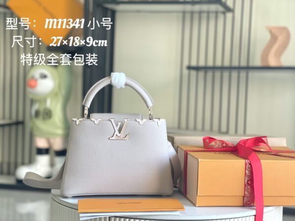 Capucines BB handbag