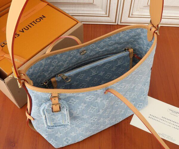 Carryall small handbag