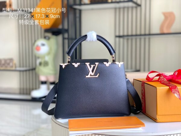 Capucines BB handbag