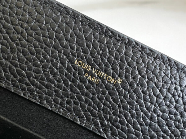 Capucines BB handbag