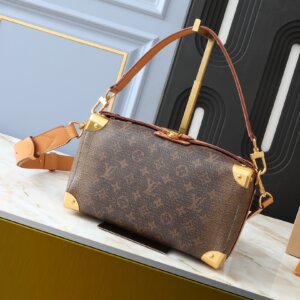 Soul Trunk East West handbag