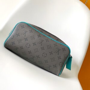 Dopp Kit toiletry bag